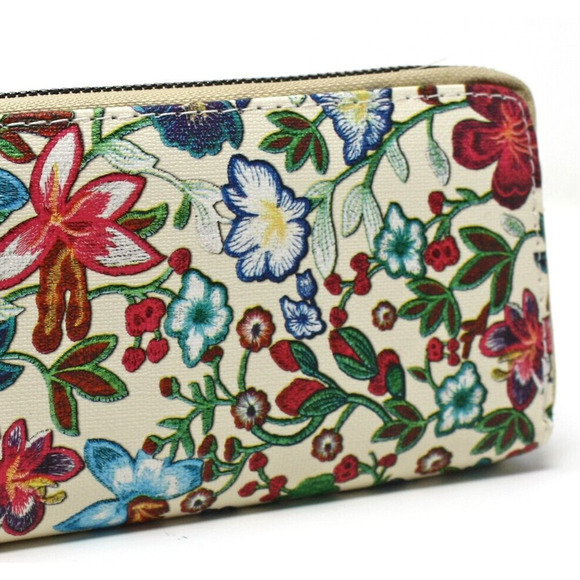 Poppy & Lily Floral on Ivory Zip Wallet Clutch Easy to Hold and Carry - Hey Viv - Picture 4 of 5